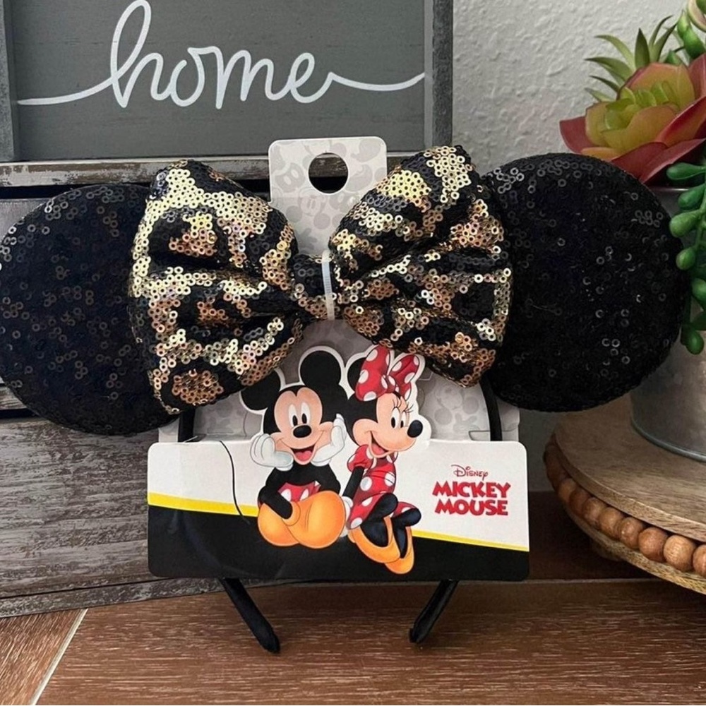 New Disney Minnie Mouse Animal Print Ears